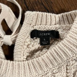 Feminine fisherman’s crew neck sweater